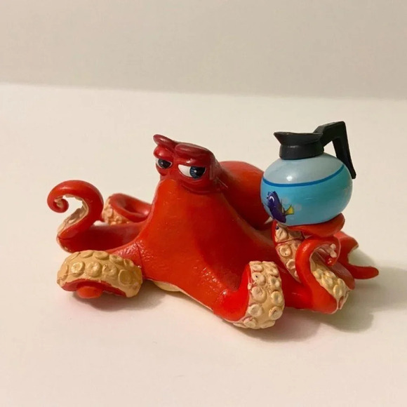 Finding Dory  Hank The Octopus With Dory in Coffee Pot Figure Disney Pixar Toy - Picture 6 of 10